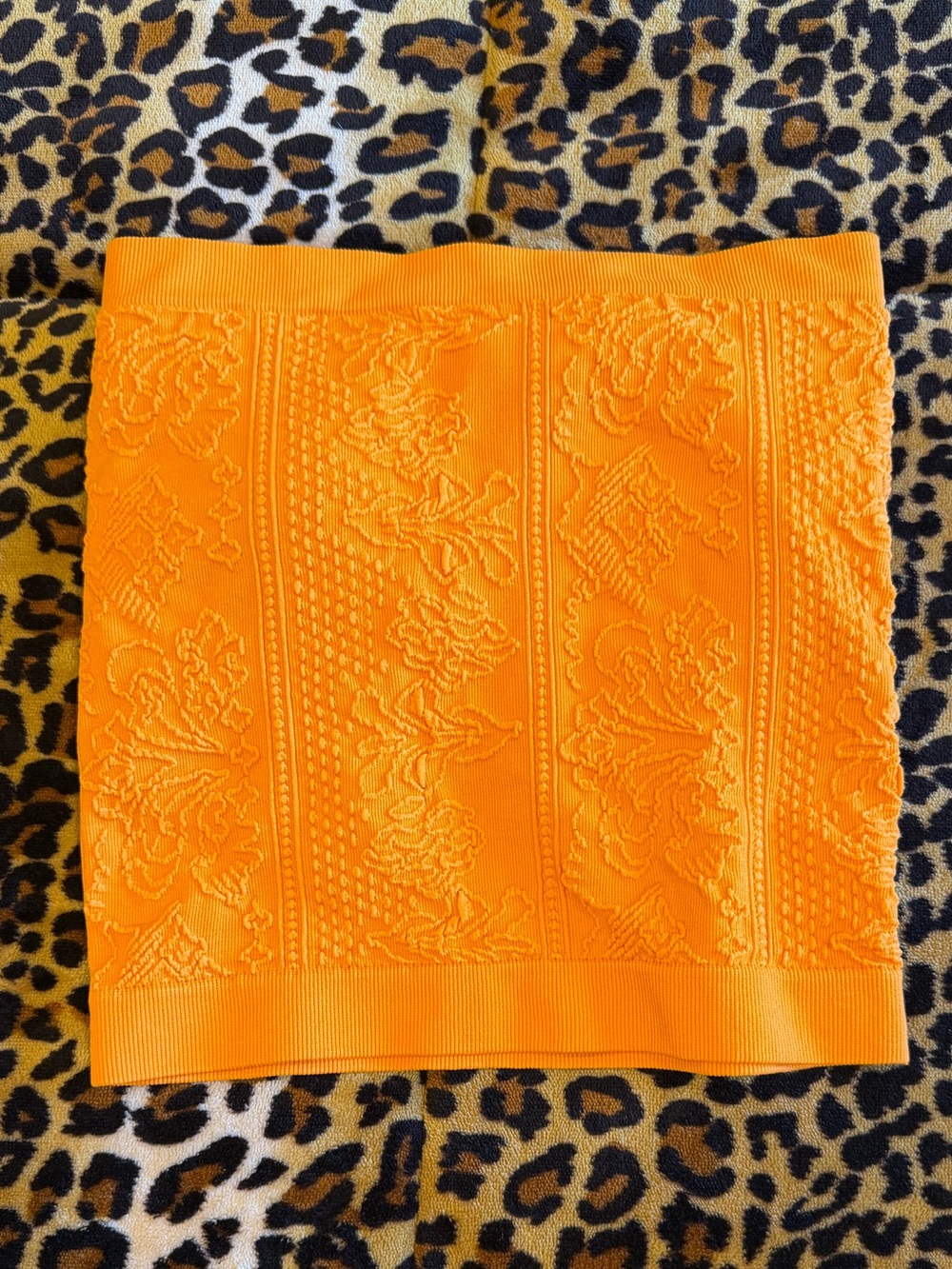 Buckle Freshwear Orange Textured Knit Tube Top